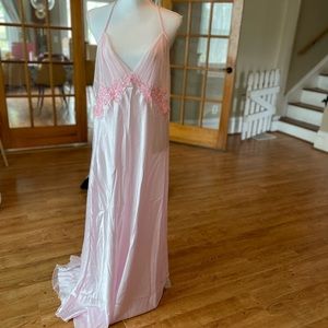 Vintage Pink Nightgown 💖